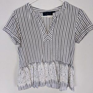 Beautiful Black & White top with lace